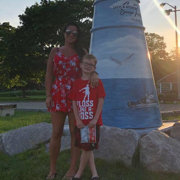 Meet your Posher, Danielle - Picture 1 of 1